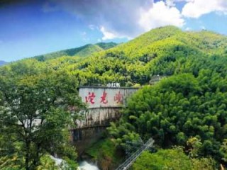 沱龙峡漂流介绍，沱龙峡漂流游玩攻略