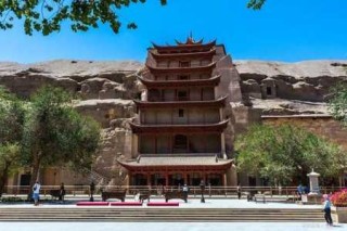 敦煌旅游最佳时间？敦煌旅游最佳时间月牙泉图片？