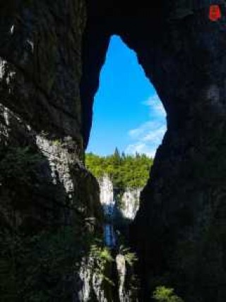 武隆天生三桥简介？重庆武隆天生三桥风景区？