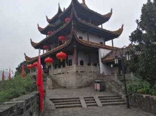 长沙旅游攻略景点必去，重庆旅游攻略景点必去？