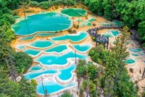 四川九寨沟属于哪个市，九寨沟在四川哪个城市哪个县？