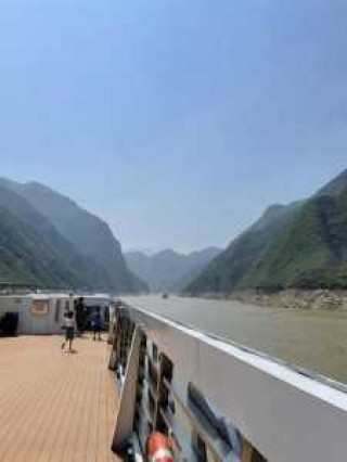 坐船游三峡大坝多少钱？坐船游三峡大坝多少钱一个人？