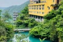 温岭旅游景点大全，温岭旅游景点大全长屿硐天