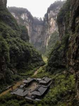 仙女山旅游攻略夏季，仙女山景区路线？