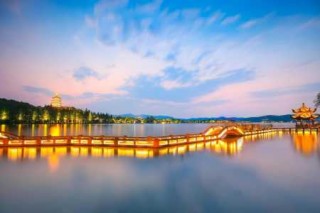 杭州的旅游前十景点？杭州的旅游前十景点有哪些?？