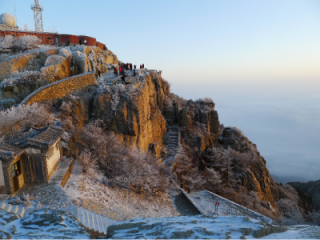 冬天旅游去哪里比较好玩，冬天旅游必去的地方？