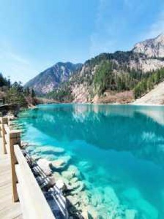 九寨沟景点讲解，九寨沟景点讲解词