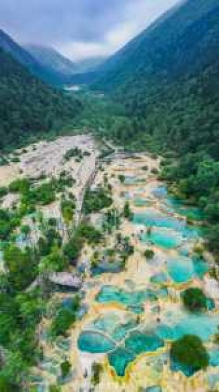 四川黄龙景区海拔多少？四川黄龙景区海拔多少官方？