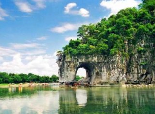 广西桂林旅游攻略必去景点，广西桂林旅游景点有哪些？
