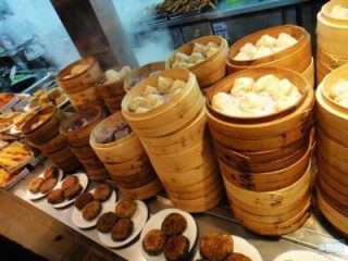 上海美食排名榜前十名？上海美食排名榜前十名图片？