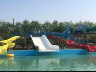 青年湖公园水上乐园，青年湖公园水上乐园电话