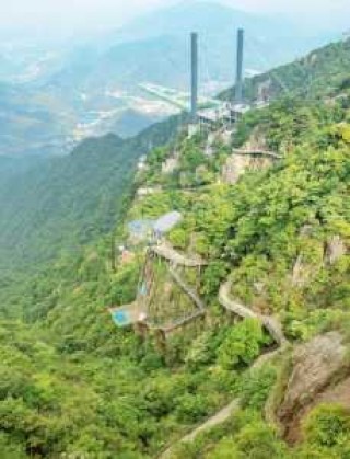 旅游好玩的地方推荐，旅游好玩的地方推荐四川