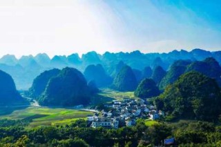 贵阳好玩的景点排名榜，贵阳好玩的地方排名榜？