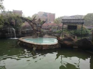 汤山圣泉温泉酒店，汤山圣泉温泉酒店是几星级？