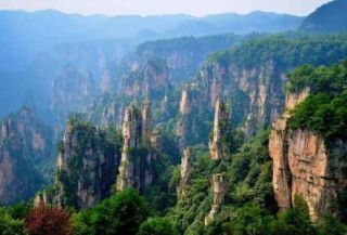 张家界主要景点介绍？张家界的旅游景点介绍？