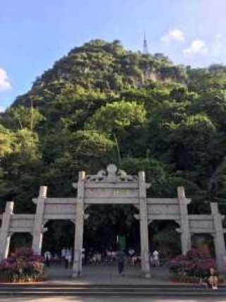 柳州旅游攻略必玩的景点，柳州旅游攻略必玩的景点三日游？