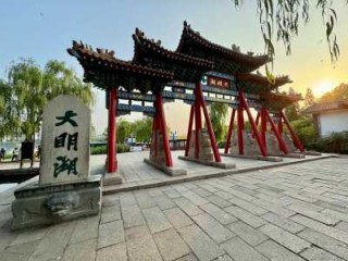 济南著名旅游景点排名，济南前十旅游景区？