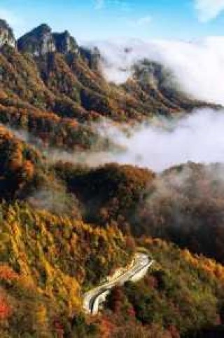 四川光雾山旅游攻略？四川光雾山旅游攻略最新路线？