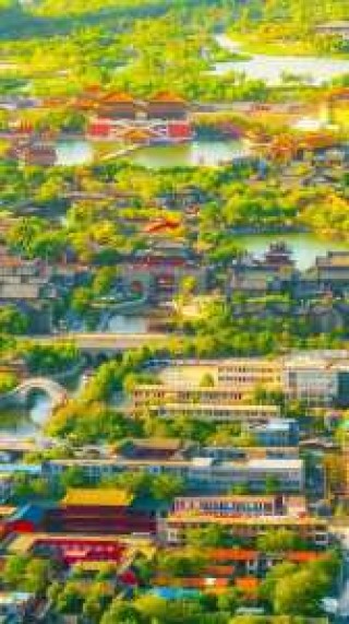 清明上河园几点去合适，清明上河园内住宿多少钱一晚