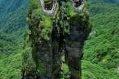 贵州旅游前十景点排名，贵州旅游前十景点排名梵净山？