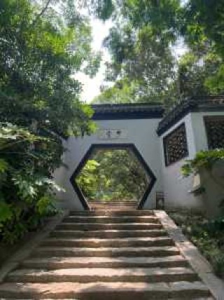 瘦西湖的景点介绍，瘦西湖的景点介绍英文？
