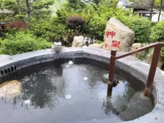 2个人去泡温泉多少钱？泡温泉可以男女一起泡吗？