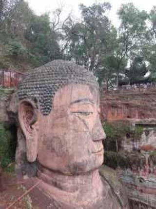 乐山大佛门票多少钱本地人，乐山大佛门票多少钱一个人?？