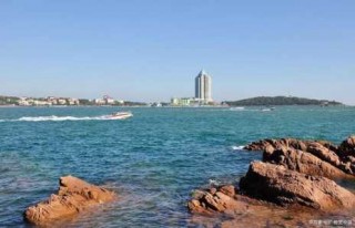 青岛旅游攻略必去景点海边？青岛海边风景区？