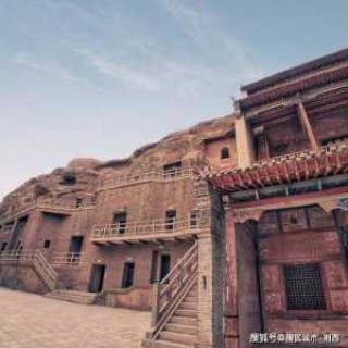 敦煌旅游最佳时间？敦煌旅游最佳时间月牙泉图片？