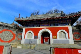 北京最著名的18个寺庙，中国最有名的前十寺庙？