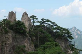 黄山景点介绍加图片，黄山景物介绍？
