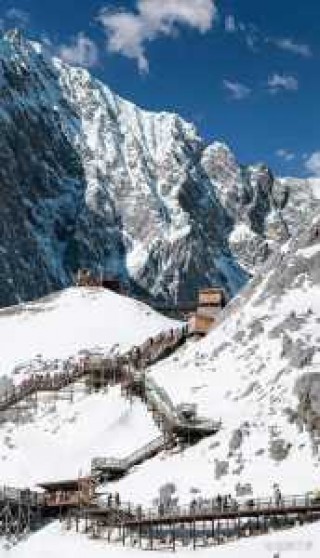 丽江玉龙雪山海拔多高，丽江玉龙雪山海拔多高啊