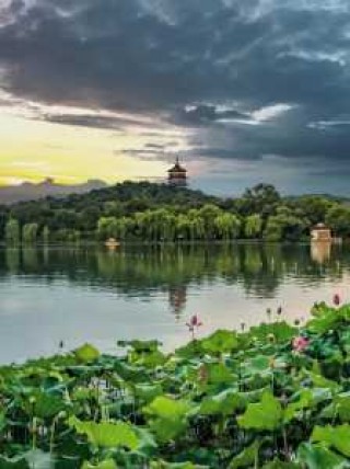 杭州西湖旅游景点大全，杭州西湖旅游景点有哪些