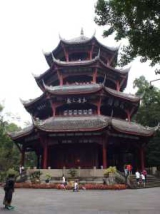 成都市旅游景点大全一日游，成都市旅游景点大全 一日游？