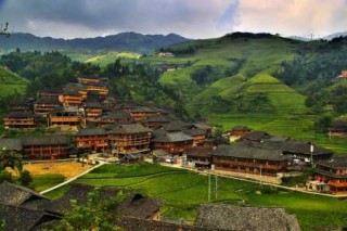 广西旅游攻略必去景点，冬天广西旅游攻略必去景点？
