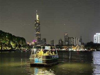南京玄武湖游玩攻略？南京玄武湖游玩攻略景点？