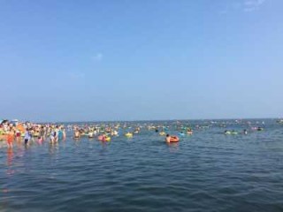 东戴河附近旅游景点？东戴河附近游玩？