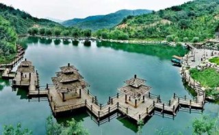 济南有什么好玩的地方景点推荐，济南有什么好玩的地方景点推荐大明湖？