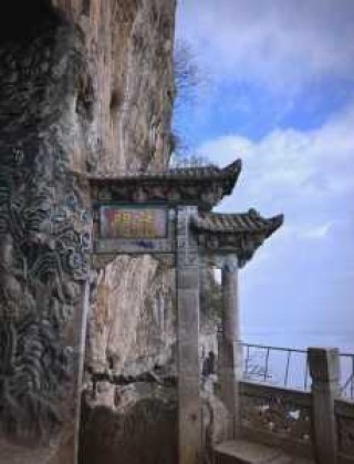 昆明市区必去景点一日游，昆明市区必去景点一日游滇池