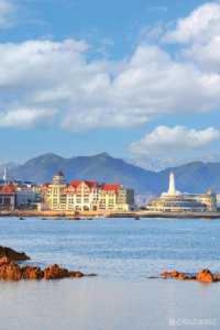 青岛著名前十旅游景点？青岛的前十旅游景点？