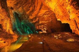 湖北恩施旅游景点图片，湖北恩施旅游景点图片欣赏？