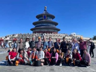 找中老年人结伴旅游，中老年结伴旅游怎么办呢
