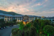天目湖御水温泉度假村，天目湖御水温泉度假村SWOT分析？