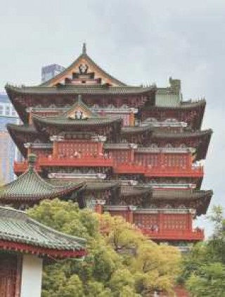 南昌周边旅游景点大全，南昌周边旅游攻略必去景点？