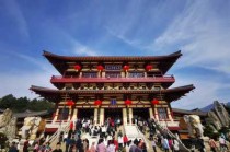 大唐芙蓉园游玩攻略，大唐芙蓉园游玩攻略和大唐不夜城是一个地方吗？