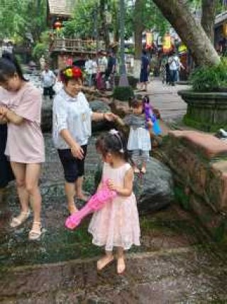 成都黄龙溪古镇，成都到黄龙溪古镇怎么坐车方便