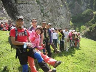 驴友网结伴旅游app下载？驴友网结伴旅游app下载苹果？