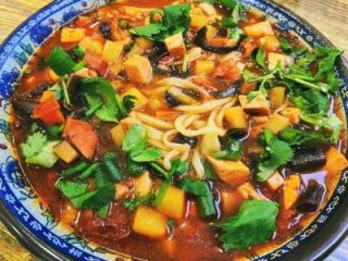 银川必吃的前十美食，银川必吃的前十美食清真？