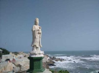 红海湾自驾游攻略，红海湾自驾游攻略路线图？