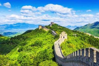 中国前十景点图片，中国前十景点图片名字和简介英文翻译？